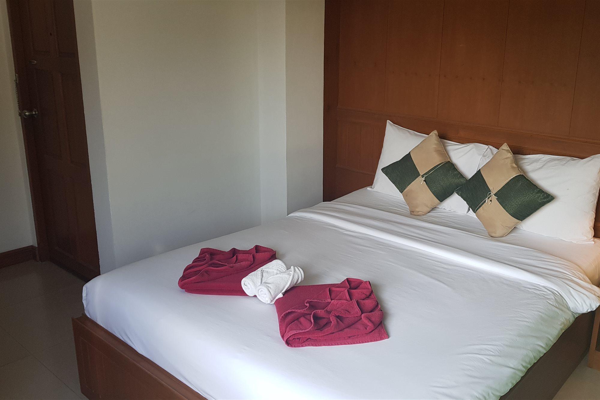 Pipikuku Hotel & Restaurant Phuket Extérieur photo