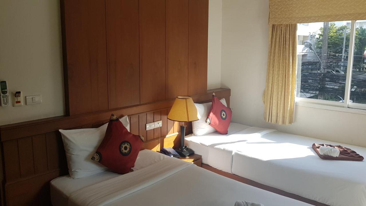Pipikuku Hotel & Restaurant Phuket Extérieur photo