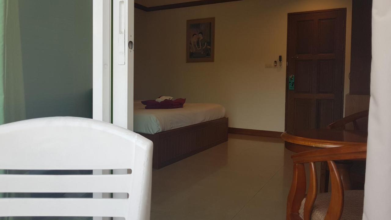 Pipikuku Hotel & Restaurant Phuket Extérieur photo
